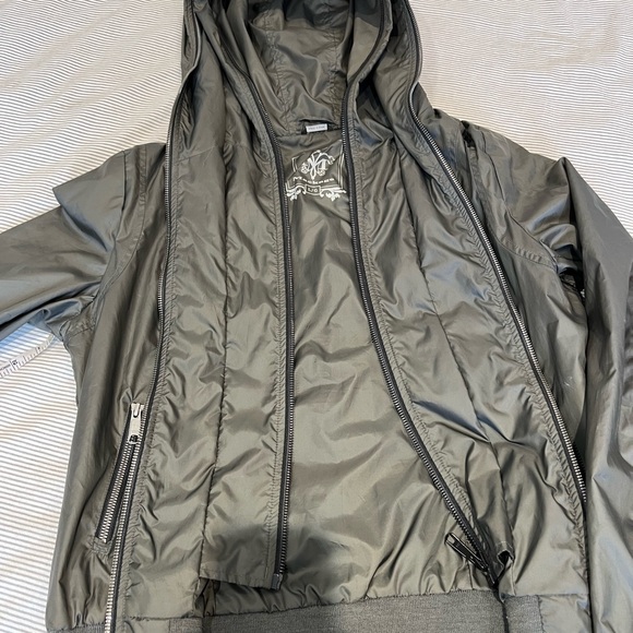 Mackage ladies windbreaker - Picture 2 of 6